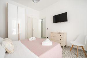 AuGuStea - Studio Home, Bari