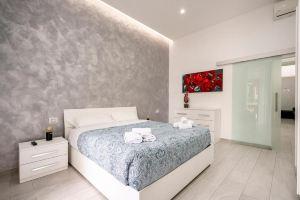 Casa di Carly - large cozy retreat in center, Bari