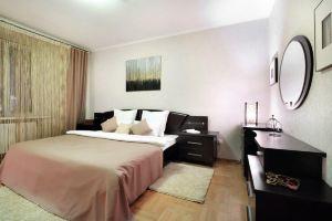 PaulMarieApartments on Prs. Mira