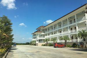 Zen Garden Resort, Sing Buri