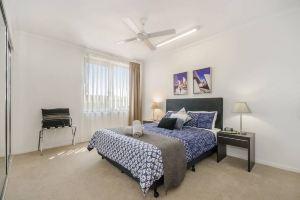 Brand New Designer Property + Parking + Pool + BBQ Hotel, Townsville
