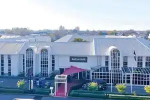 Pavilions Hotel, Christchurch