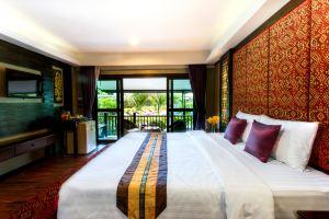 Ibiza House & Rawianda Villas, Phi Phi Island