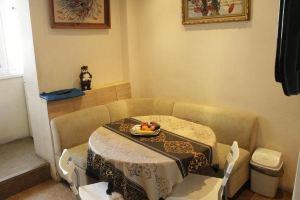 On Nikulinskaya Hotel, Moscow