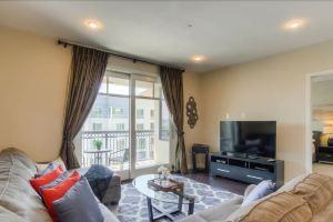 Americana #468 2 Bedrooms 2.5 Bathrooms Home, Glendale