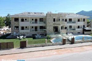 Hatzoudis Luxury Suites, Chrysi Ammoudia