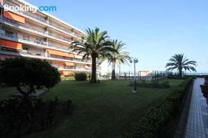 For a Stay Pineda Mar Hotel, La Pineda