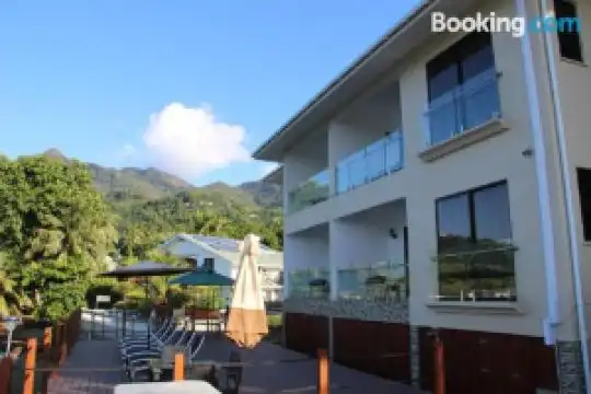 Surfers Cove Apartments, Bel Ombre