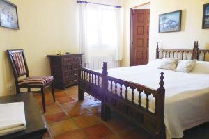 Villa with 3 Bedrooms in, with Wonderful Mountain View, Private, Denia