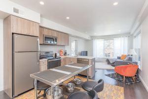301 on Washington Hotel, Brookline
