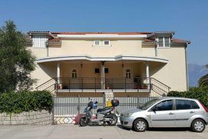 Apartments 101, Dobrota