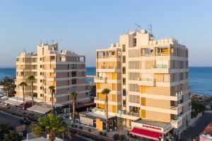 Lazuli Beachfront Sea View Ap144 Hotel, Larnaka