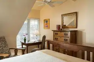 Woodley Park Guest House, Washington