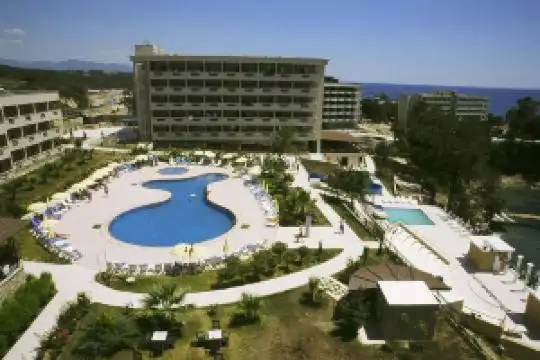 Hotel Starlice, Avsallar