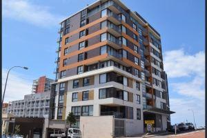 Watt Street 1-Br Apartment w/ Ocean Views, Newcastle