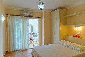 Zeze Apartment, Kas