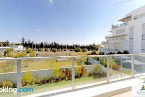 Herzliya Luxury on the Park Hotel