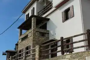 Archontiko Xantha, Makrinitsa