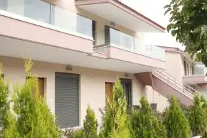 Polychrono Apartments, Polykhrono