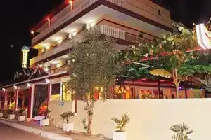 Hotel Europa, Olympiaki Akti