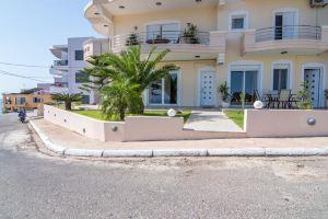 Aristea Apartments, Paleochora