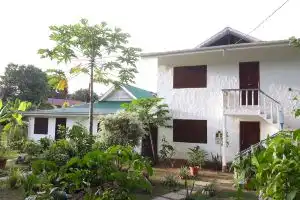 Coquillage Apartments, Praslin Island