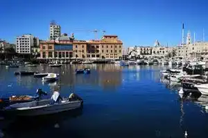 LAnnunziata, Bari
