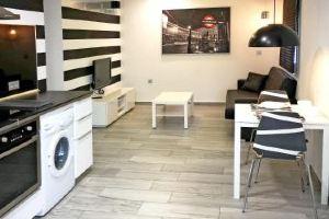 Conil Red-Black Apartment, Conil de la Frontera