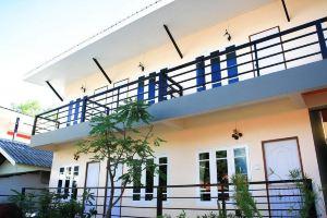 I-Talay Trio, Samet Island