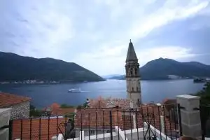 Apartments Admiral, Perast