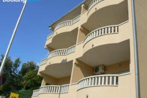 Apartments Petrović, Makarska