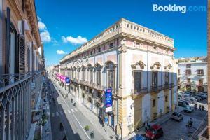 Charming Apartment in the City Center by Wonderful Italy, Palermo