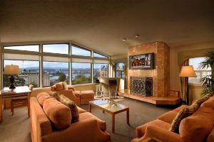 The Q apartments, Victoria
