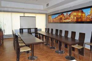 Seven Hotel, Tirana