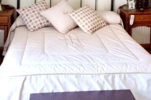 Apartment with 3 Bedrooms in, with Wonderful City View, Furnished Balcony and Wifi, Segovia