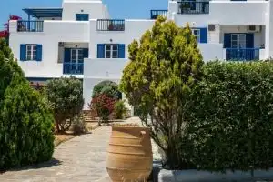 Aloe Paros Suites & Studios, Drios