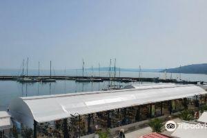 Iris Hotel, Balchik
