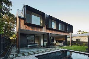 Sea Barn Hotel, Byron Bay