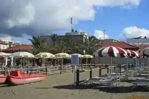 Lampada di Aladino, Follonica