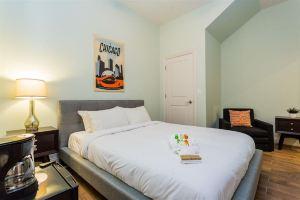 Smart Studio in Lincoln Park by Sonder, Chicago