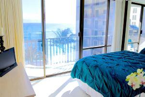 Valley Isle Resort #901 (Maui) by RedAwning, Lahaina