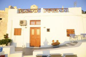 Prekas Apartments, Imerovigli