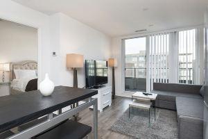 Diamond Vacation Homes - Apartments, Markham