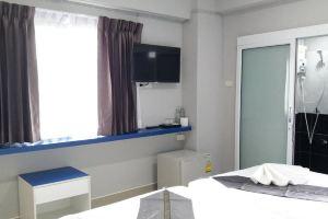 In Trust Apartel, Ban Don Muang