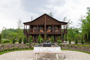 Cottage-Park Slavna, Okhtyrka