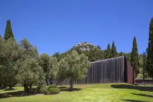 La Villa 1483, Lopud