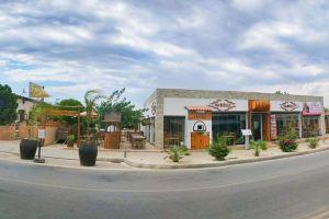 Lazuli Sea View Beachfront Ap 253 Hotel, Larnaka