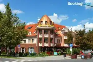 Hotel Jarja, Hajduszoboszlo