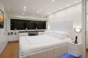 Mega Aziz 105 Hotel, Gulluk