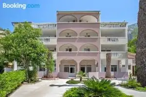 Apartments Villa Popovic, Orahovac